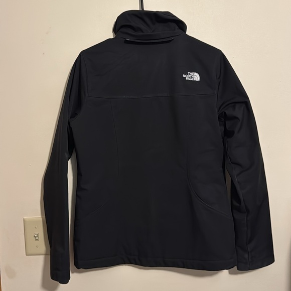 Th North Face Jacket in size small - Picture 2 of 4
